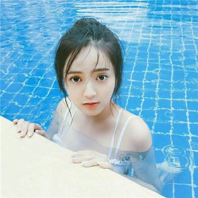 蝶舞霓裳，逐梦中华